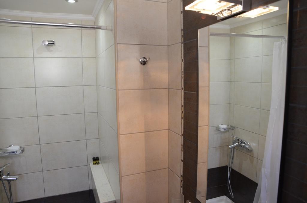Valedina Rooms Nikiana Bilik gambar